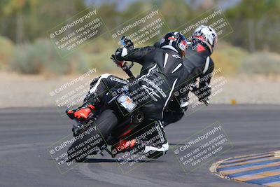 media/Sep-25-2023-Moto Forza (Mon) [[81ffa65e0a]]/B-C Group/Session 4 (Turn 2 Backside)/